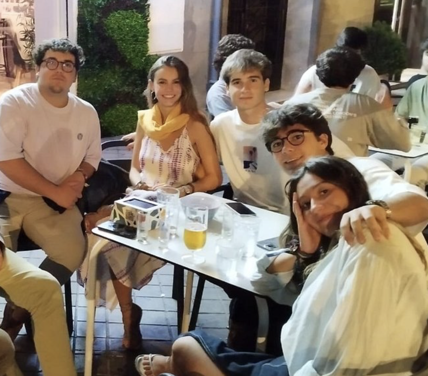 Terraza llena